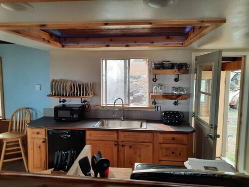 LakeView Landing - Stunning Views Overlooking Bay