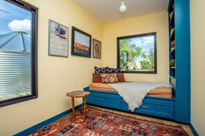 2 bedrooms, WiFi - Southwest Sunset Building -- at Odonata Escape (chic container building in a rural setting) (Fredericksburg)
