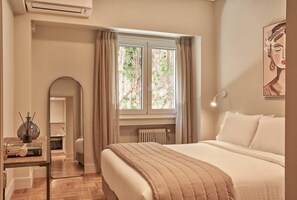 2 soveværelser, skrivebord, strygejern/strygebræt, weekendseng