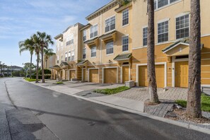 Exterior - Resort style family friendly vacation villa (Orlando)