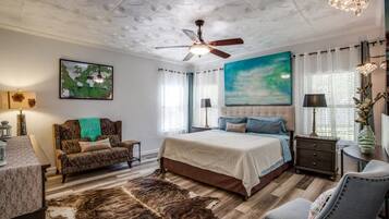 4 chambres, bureau, fer et planche Ă repasser, lit parapluie