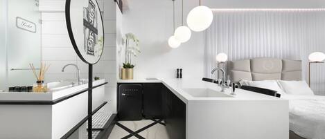 Desk, iron/ironing board, free WiFi, bed sheets