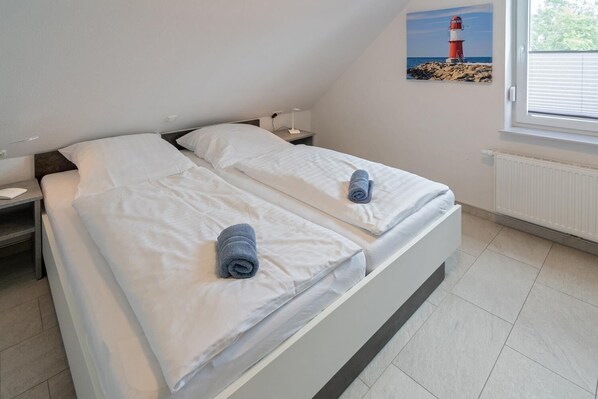 3 عدّة غرف نوم وخدمة الإنترنت