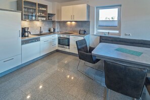 Fridge, microwave, dishwasher, coffee/tea maker