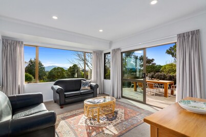 Views over Blenheim - Blenheim Holiday Home