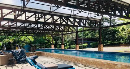 Avita Lodge Upper Villa