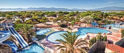Indoor pool, outdoor pool