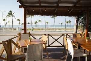 Daily cooked-to-order breakfast for a fee