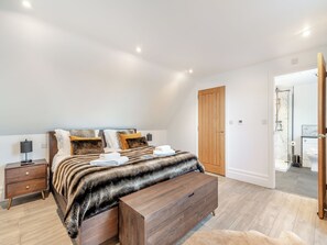 3 habitaciones, wifi gratis y ropa de cama 