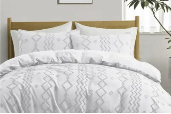 3 habitaciones, tabla de planchar con plancha y wifi gratis