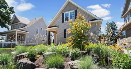 South Hill Charmer| Perry District| BBQ |Firepit