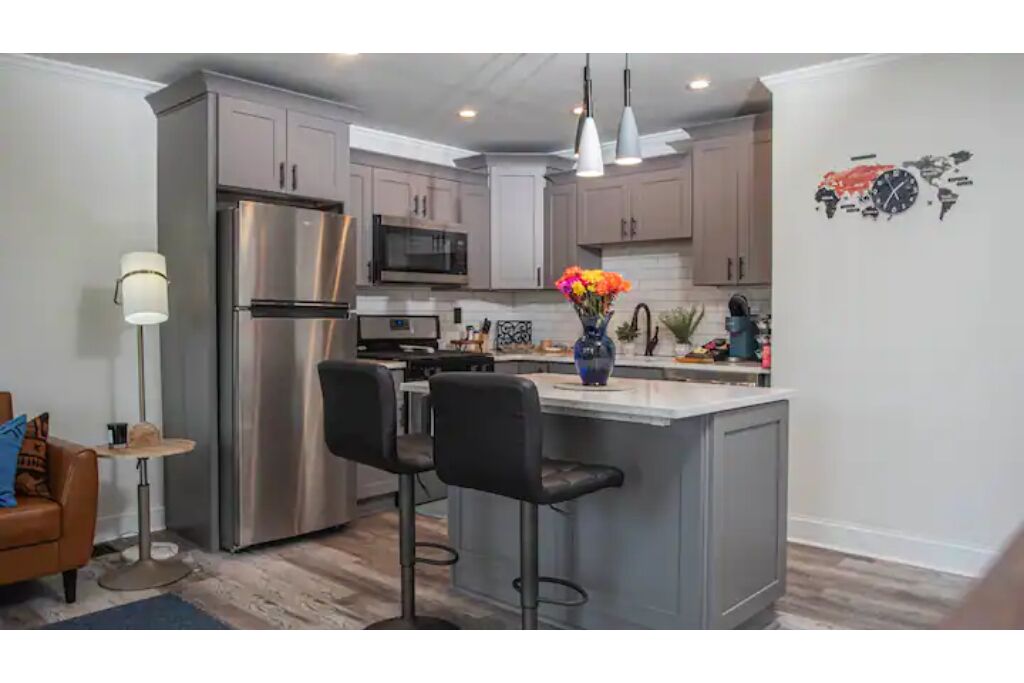 冷蔵庫、電子レンジ、コンロ、食器洗い機