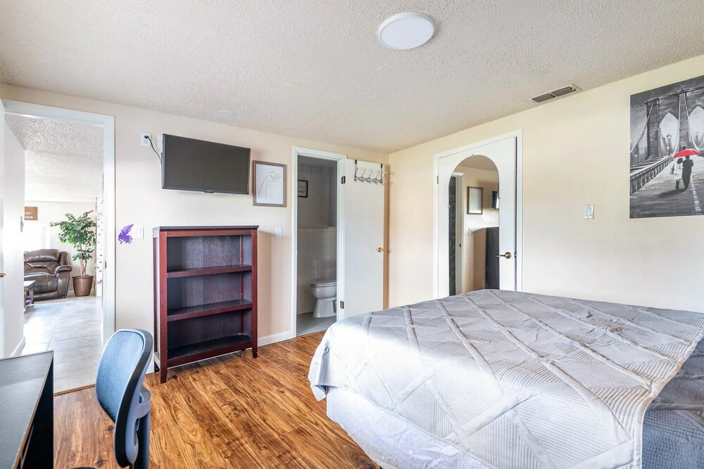 Hudson Come Sea it your self Waterfront with kayak Hudson Vrbo