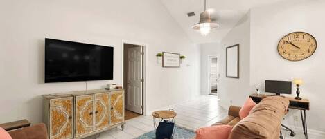 Televisión y oficina