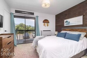 2 bedrooms, desk, free WiFi