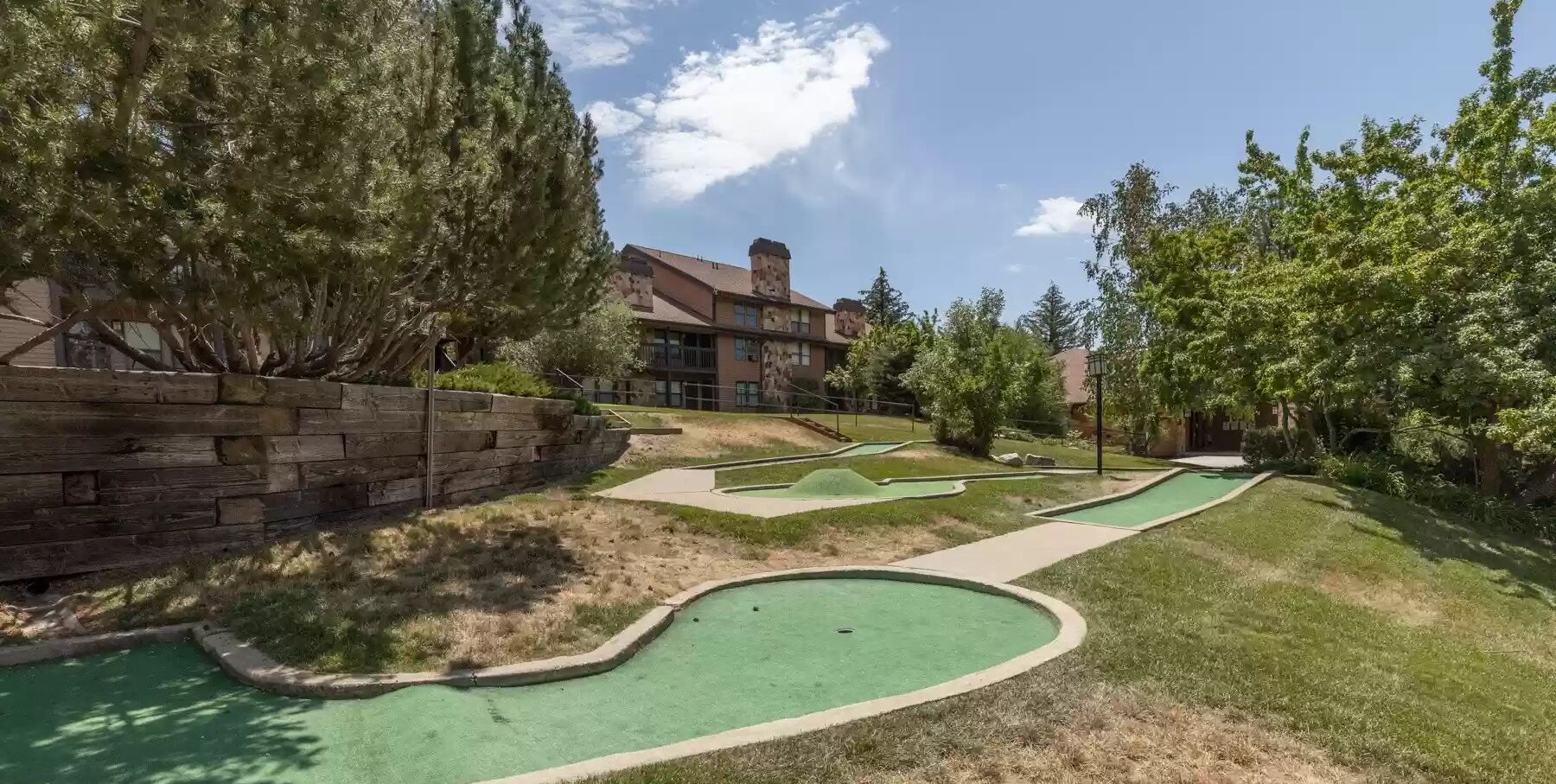 المنطقة المحيطة بالمنشأة