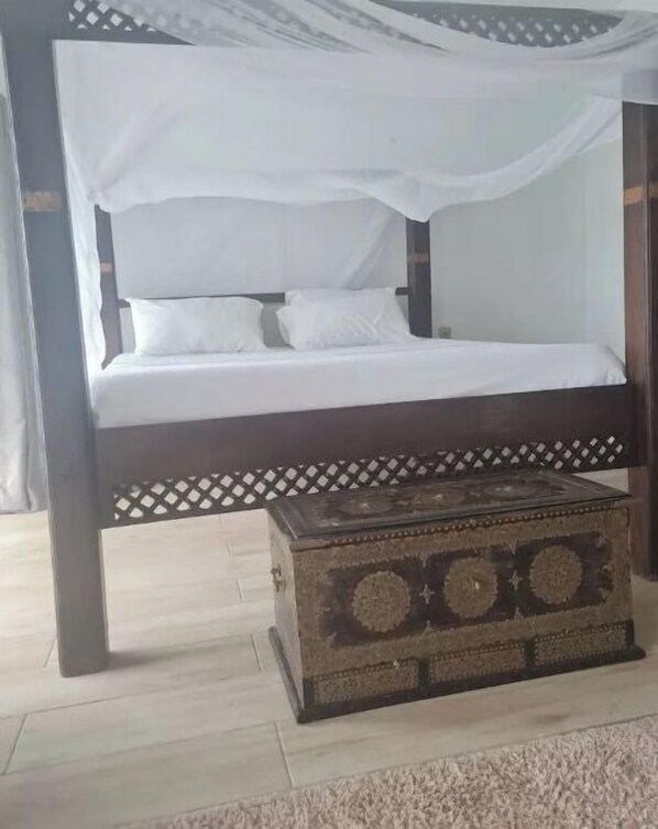 1 bedroom, free WiFi, bed sheets