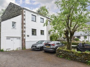 Exterior - Located in a rural location within easy reach of Threlkeld and Keswick. (Threlkeld, near Keswick)