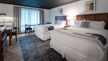 Cortinas blackout, tabla de planchar con plancha y wifi gratis