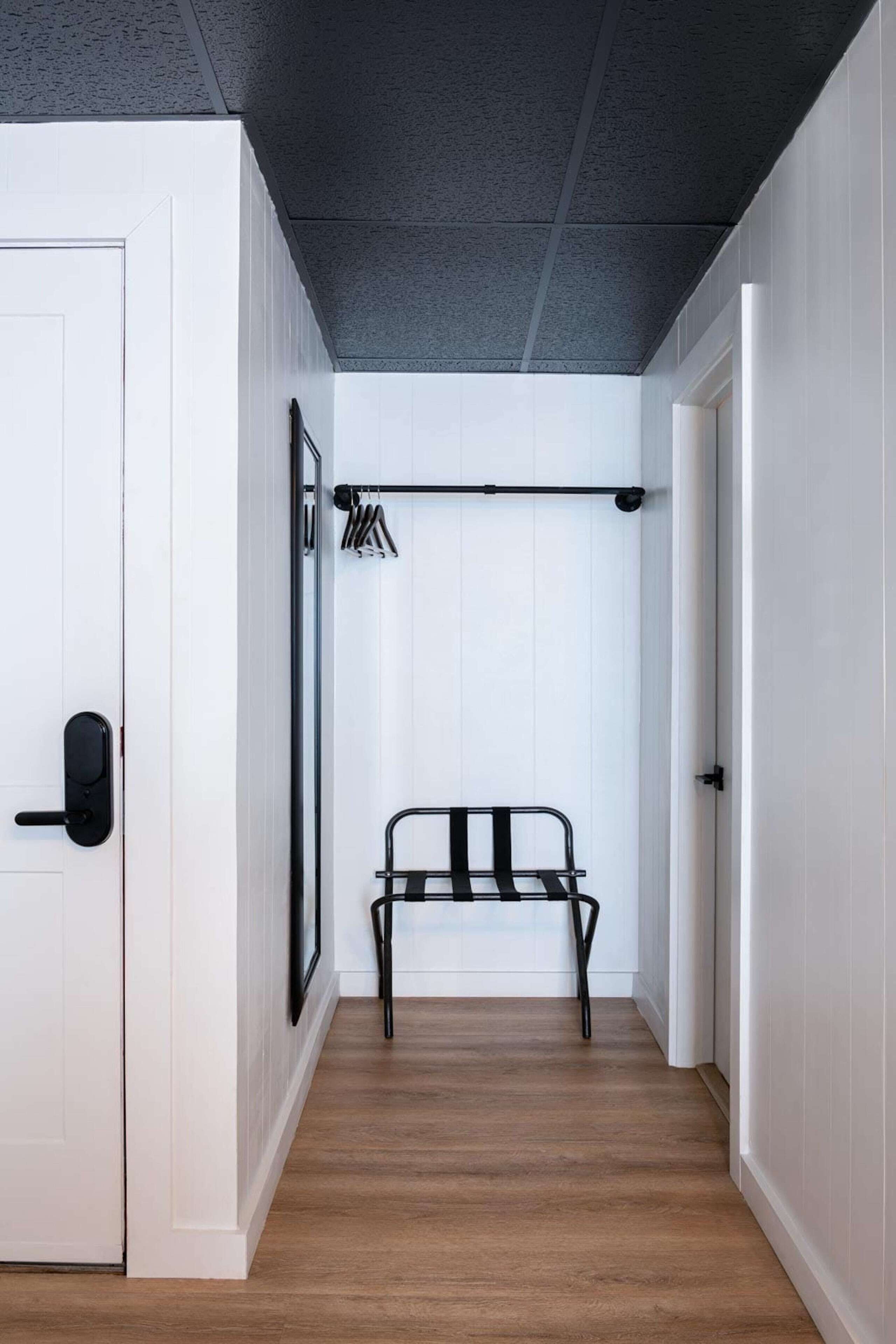 deluxe room, 1 king bed | blackout curtains, iron/ironing board, free wifi, bed sheets