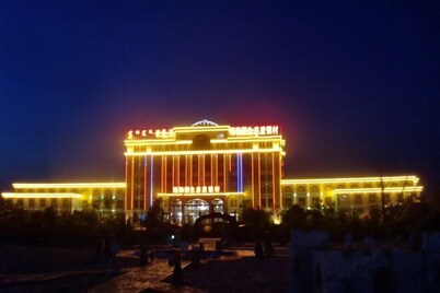 Hure Banner Xiletu Eco Grand Hotel