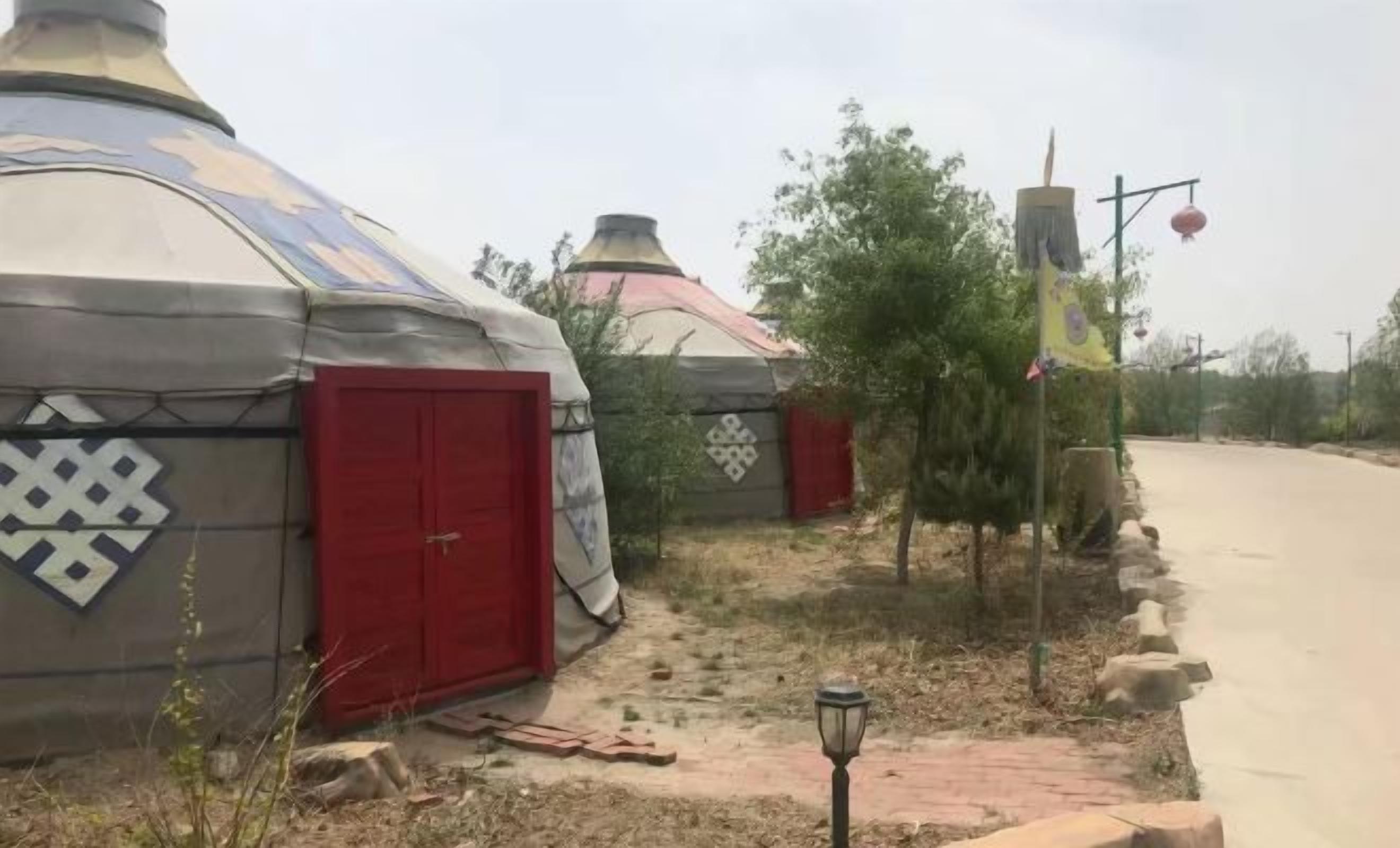 المنطقة المحيطة بالمنشأة