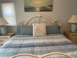 2 bedrooms, desk, iron/ironing board, travel cot