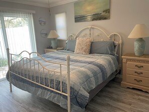 2 bedrooms, desk, iron/ironing board, travel cot