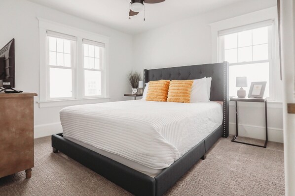 2 chambres, fer et planche à repasser, lit parapluie, Wi-Fi gratuit