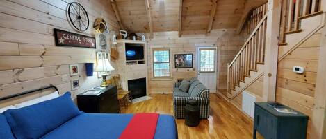 TV, fireplace, DVD player