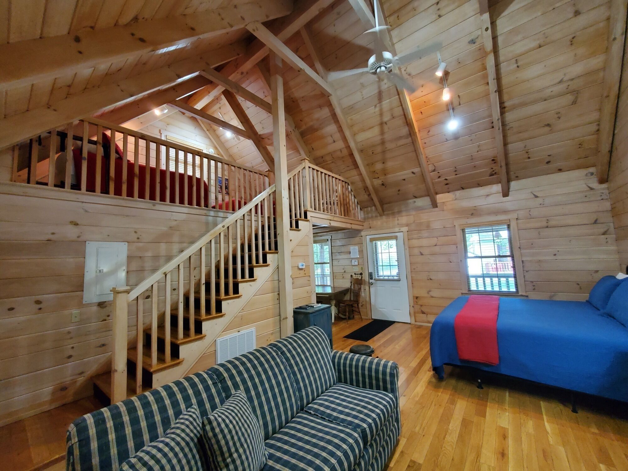 Televisio, takka, DVD-soitin