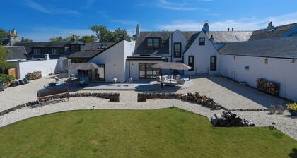 North Lodge - UK7206