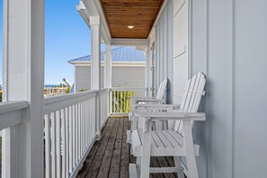 Property grounds - Escape to the Cape at Villa Azul-Community Pool + Pickleball + Beach Volleyball (Gulf County)