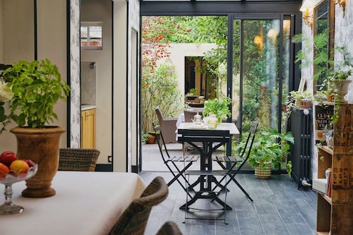 LA Maison Bordeaux: Celebrating Lifes Pleasures, the French Way