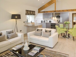 Fireplace - 2 bedroom accommodation in Middleton, near Kirkby Lonsdale (Middleton, near Kirkby Lonsdale)