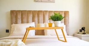 5 habitaciones, escritorio, tabla de planchar con plancha y wifi gratis