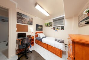 1 bedroom, in-room safe, iron/ironing board, free WiFi