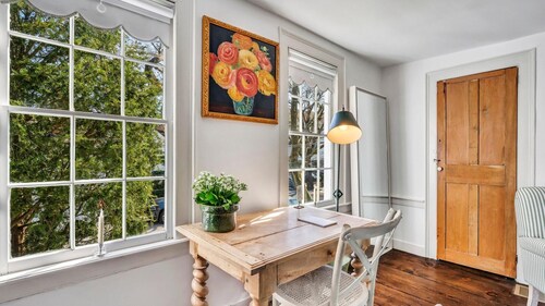 Sage and Madison House - Hall Suite - 2nd Floor