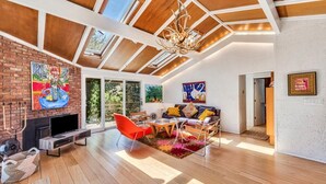 Maison, Plusieurs lits (Barnes Landing Tree House) | Salle de séjour