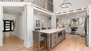 House, Multiple Beds (Shinnecock Sensation) | Private kitchen | Fridge, microwave, dishwasher, toaster