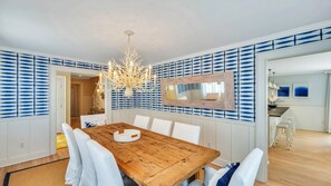 Nhà, nhiều giường (Hideaway on Holly) | Bếp riêng