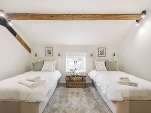 4 Schlafzimmer, kostenloses WLAN, Bettwäsche