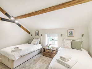4 Schlafzimmer, kostenloses WLAN, Bettwäsche