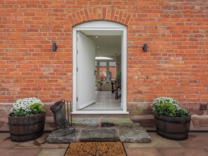 Exterior detail - 4 bedroom accommodation in Edge, near Malpas (Edge, near Malpas)