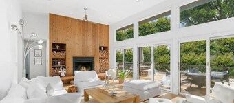 Hollow Tree Hideaway