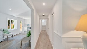 Unclassified image, 2 of 25, button - Perfection in East Hampton (East Hampton)