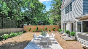 House, Multiple Beds (Perfection in East Hampton) | Property grounds - Perfection in East Hampton (East Hampton)