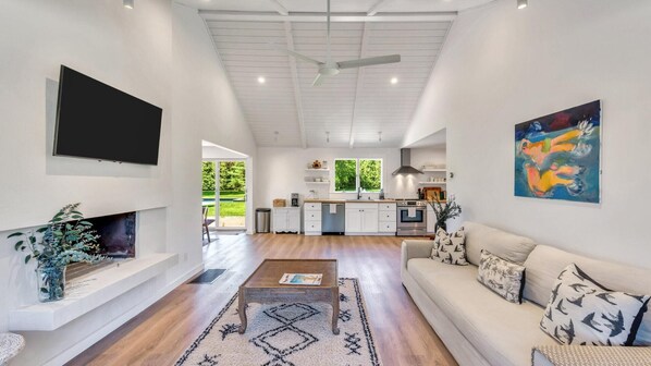 House, Multiple Beds (Enchanted in Amagansett) | Living area | Flat-screen TV - Enchanted in Amagansett (Amagansett)