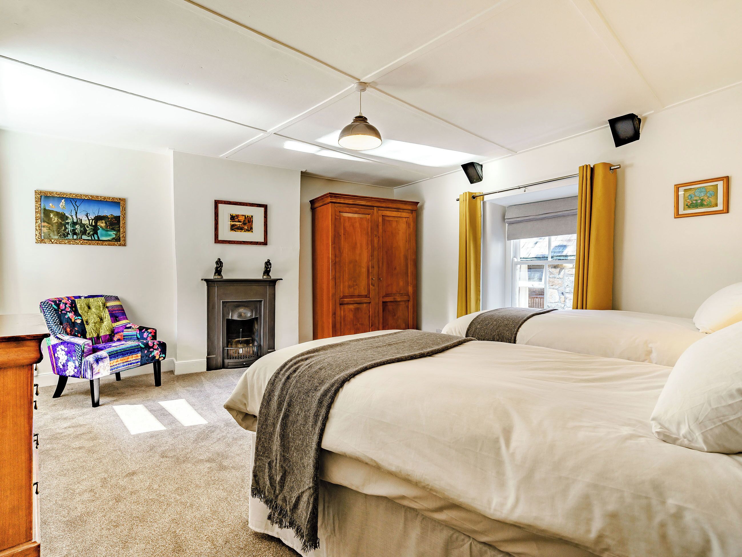 2 dormitorios, wifi gratis, ropa de cama