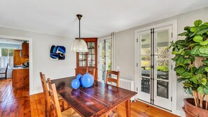 House, Multiple Beds (East Hampton Haven) | Private kitchen - East Hampton Haven (East Hampton)